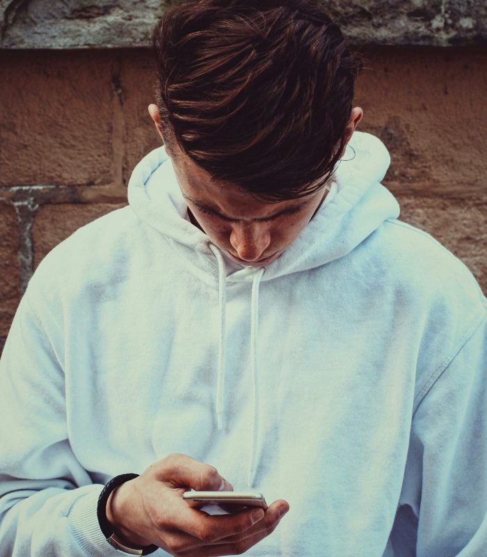 pexels-otutotu-2046790